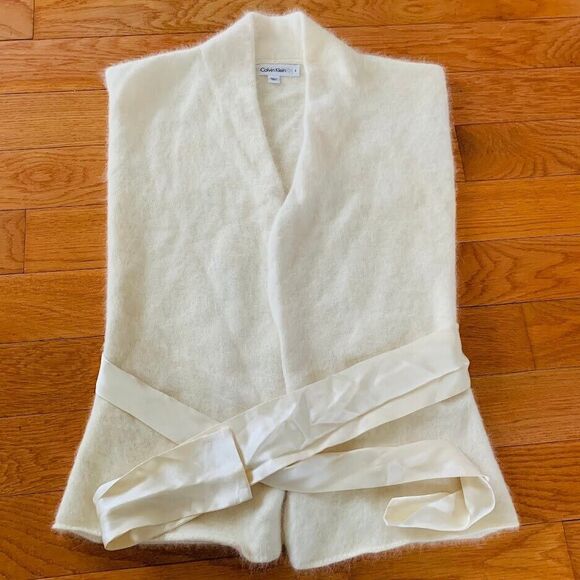 VINTAGE CALVIN KLEIN WOMENS SLEEVELESS IVORY ANGORA SWEATER (SM) SILK RIBBON TIE - Picture 1 of 5